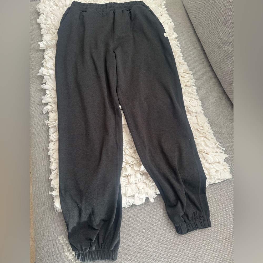 Vuori Performance Joggers